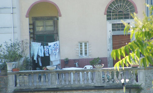 Pontremoli, balcone